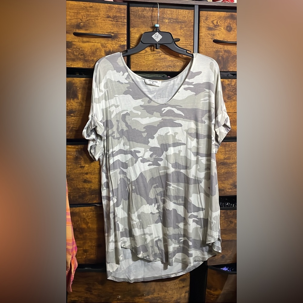 Zenana camo top